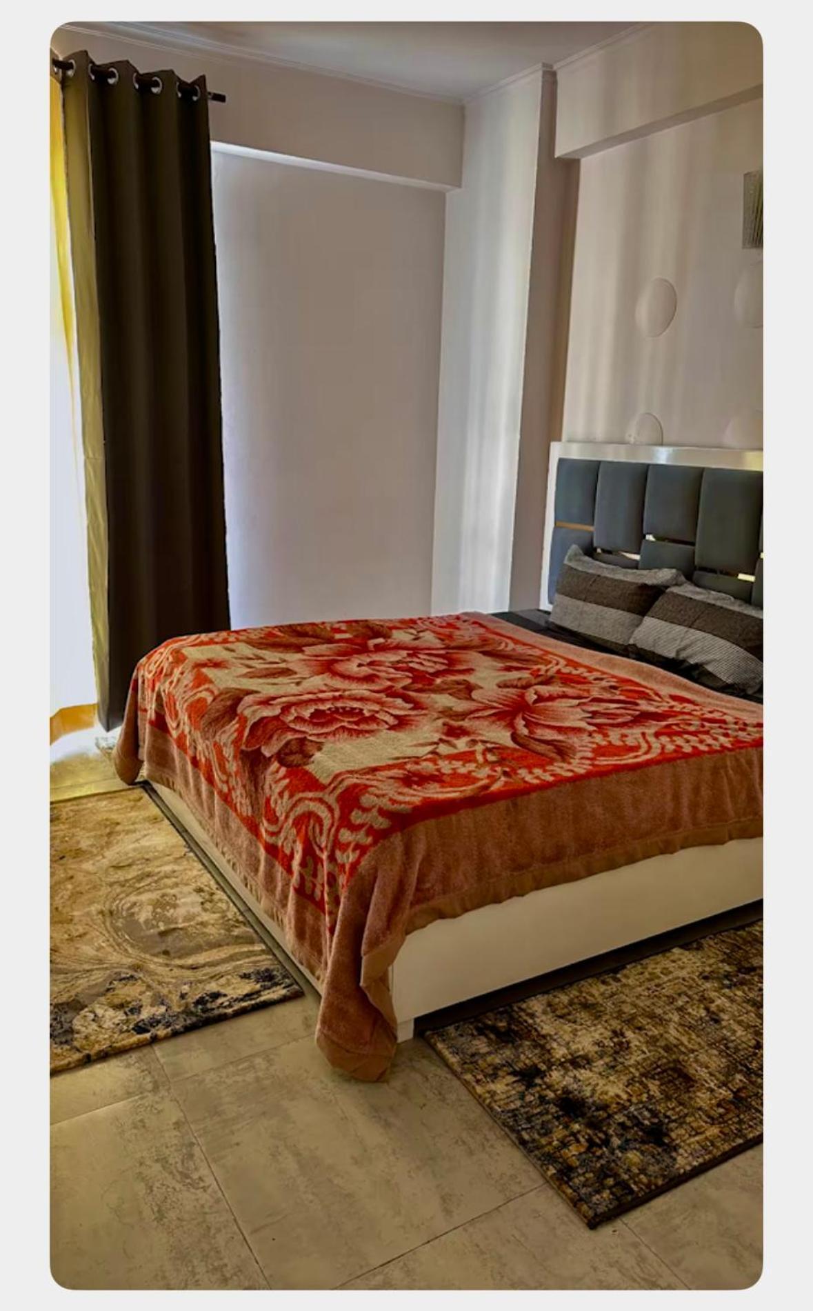 Proview 3 Bhk colorful and cosy apartment Greater Noida Luaran gambar